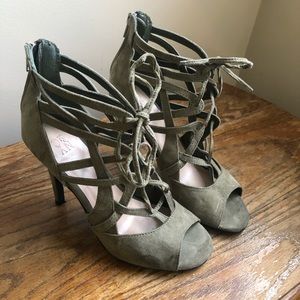 Strappy green suede heals - good condition!